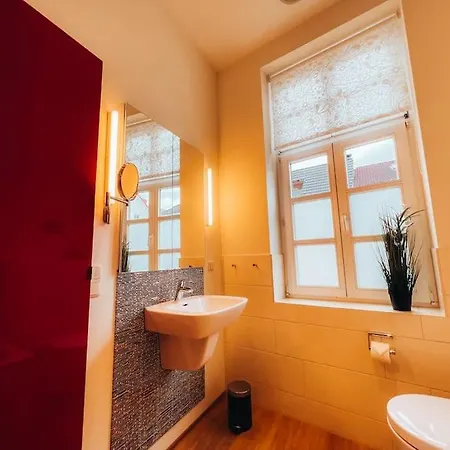 Apartment Lieblingsapartment No.11 In Toplage Mit 2 Sz Rostock